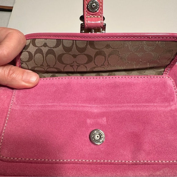 Cute pink suede Coach wristlet; has tag. Classic Coach lined interior. - Picture 5 of 11